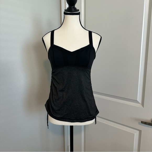 lululemon athletica Tops - Lululemon Hot Class Tank‎ EUC Size 6